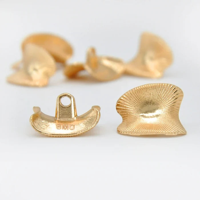 Gold / 15mm(24L) / 11 Small Buttons