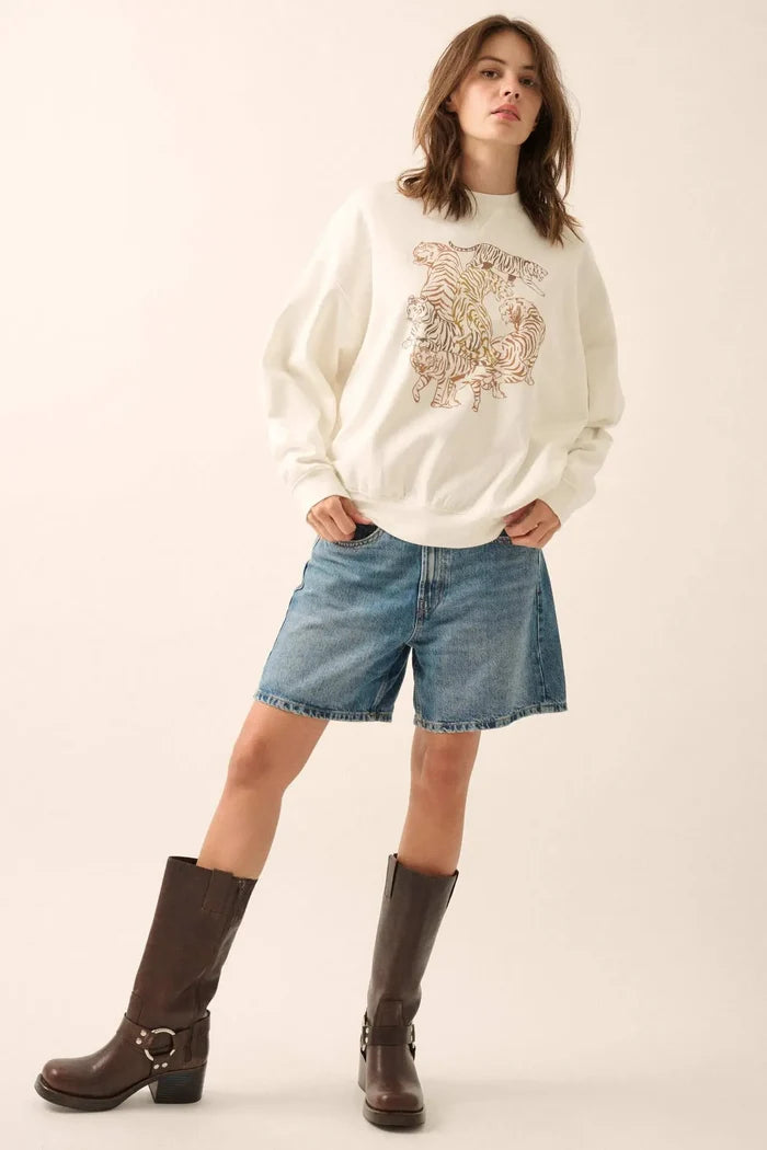 Tiger Troupe Oversize Graphic Sweatshirt - ShopPromesa