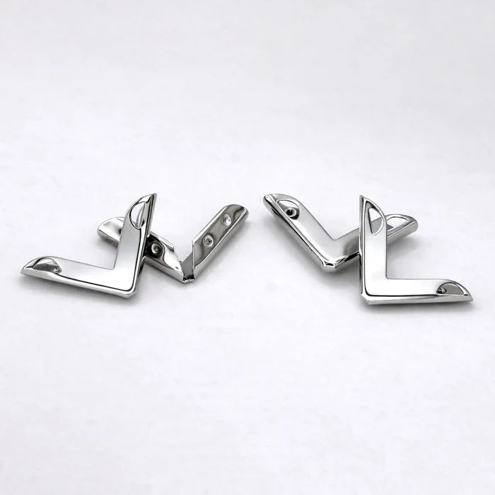 V-Shaped Open Design Collar Tip