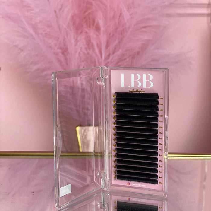 Volume LBB Lash Trays