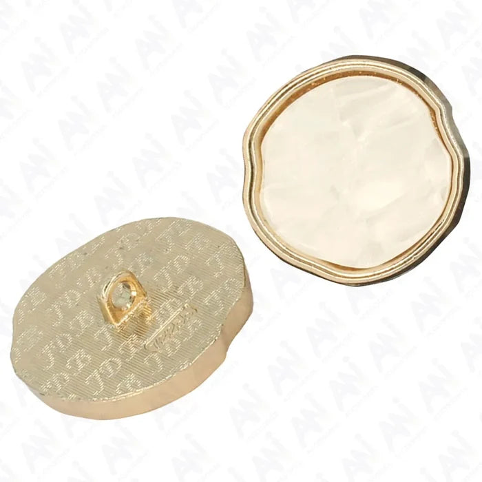 Wavy Pearl Gold Metal Button | 18mm (28L) & 23mm (36L)