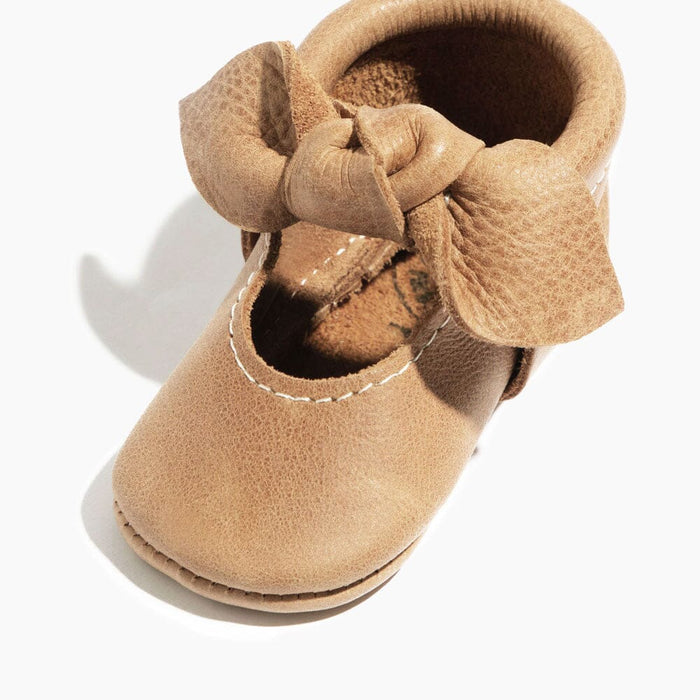 Weathered Brown Knotted Bow Baby Shoe - Babies in Bloom