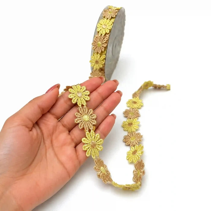 Yellow Daisy Trim Lace