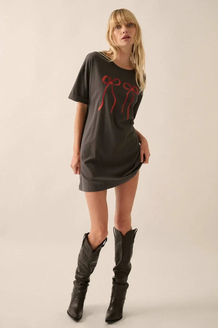 You Bow Girl Oversize Cuffed Graphic Tee - ShopPromesa